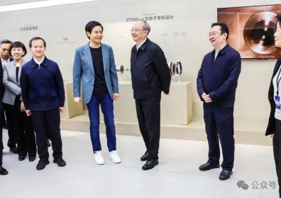 尹力殷勇到顺义区调研，走进北京国际车展察看车企新品及创新技术，了解新国展二期建设